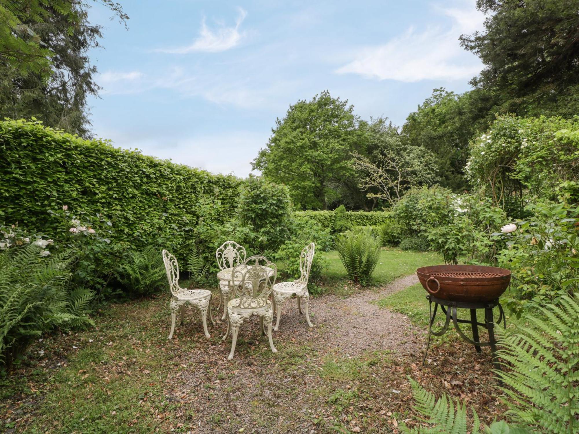 Woodlands Cottage Leominster Extérieur photo